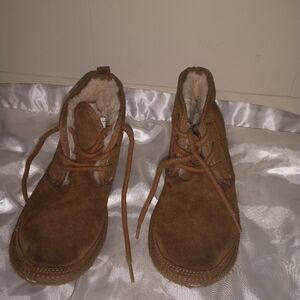 UGG Kids' Neuml II Boots (S/N 1017320K) - Size 4